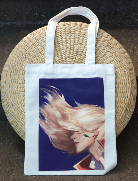 Howl Tote